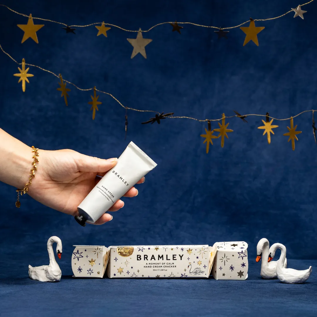 Bramley A Moment of Calm Hand Cream Cracker lavendel